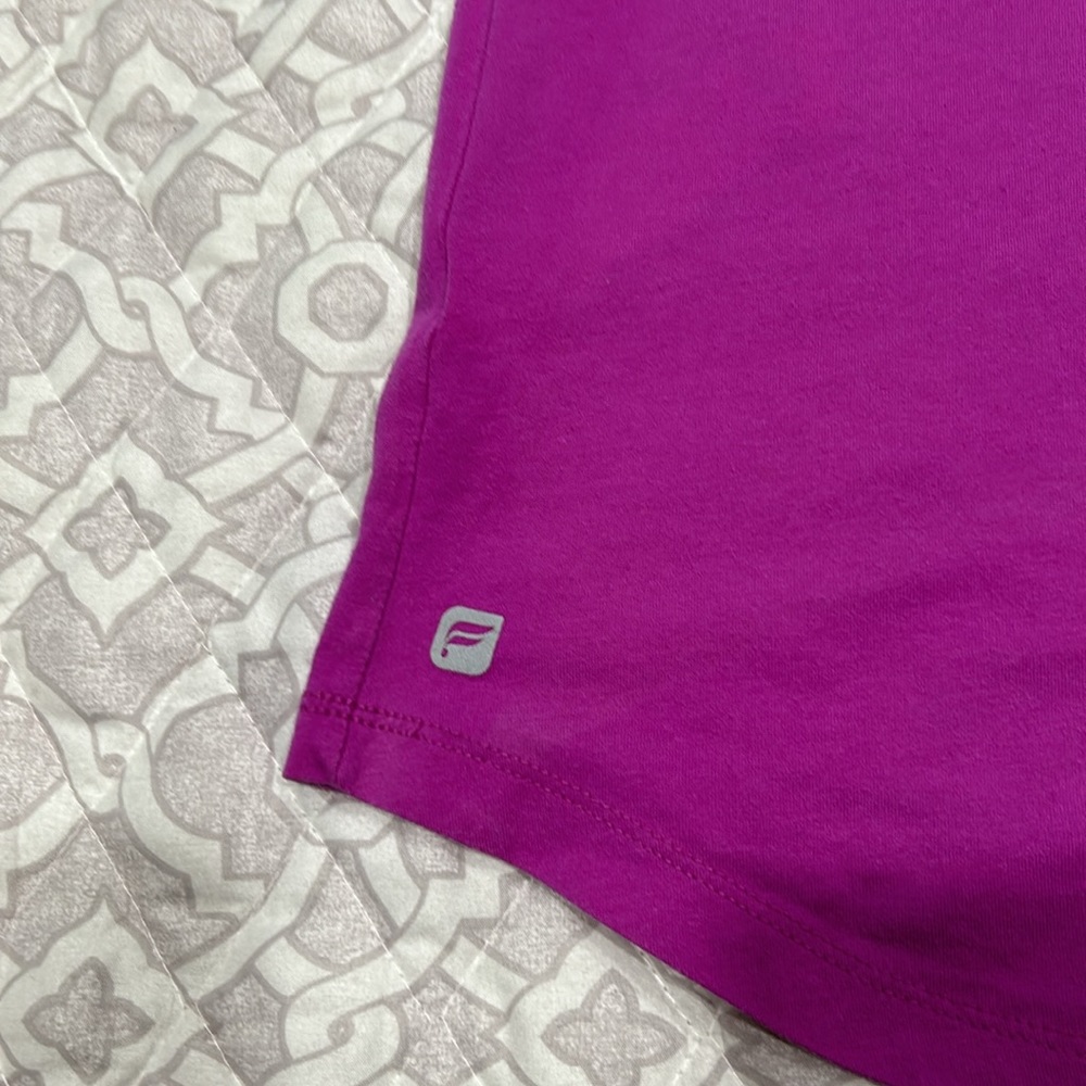 Fabletics - Twist Back Top - Picture 7 of 8
